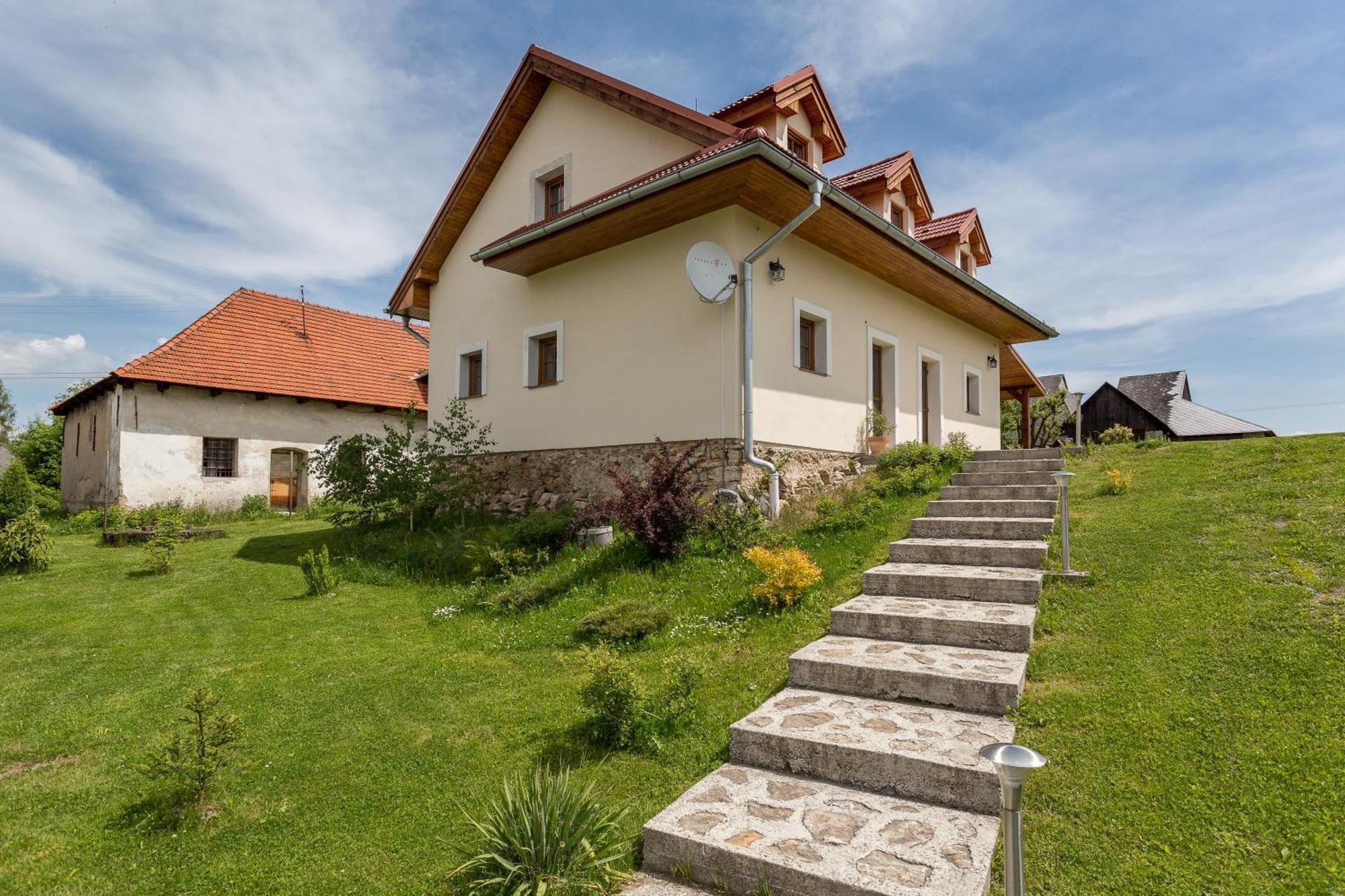 Villa Lypche Bešeňová Dış mekan fotoğraf
