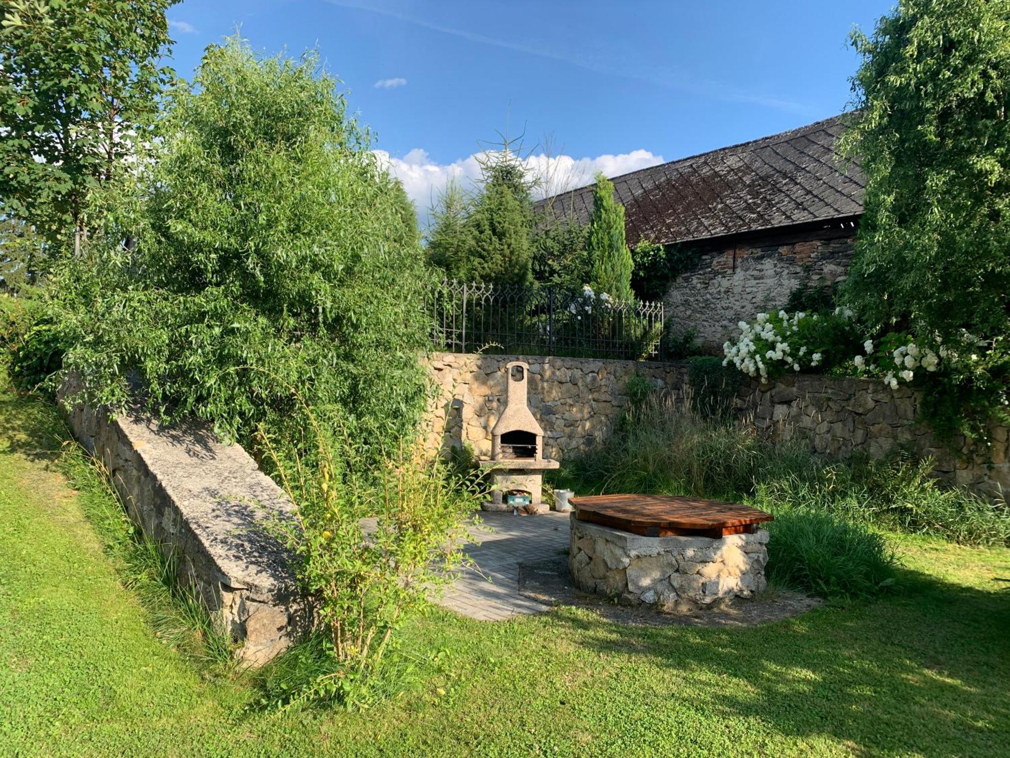 Villa Lypche Bešeňová Dış mekan fotoğraf